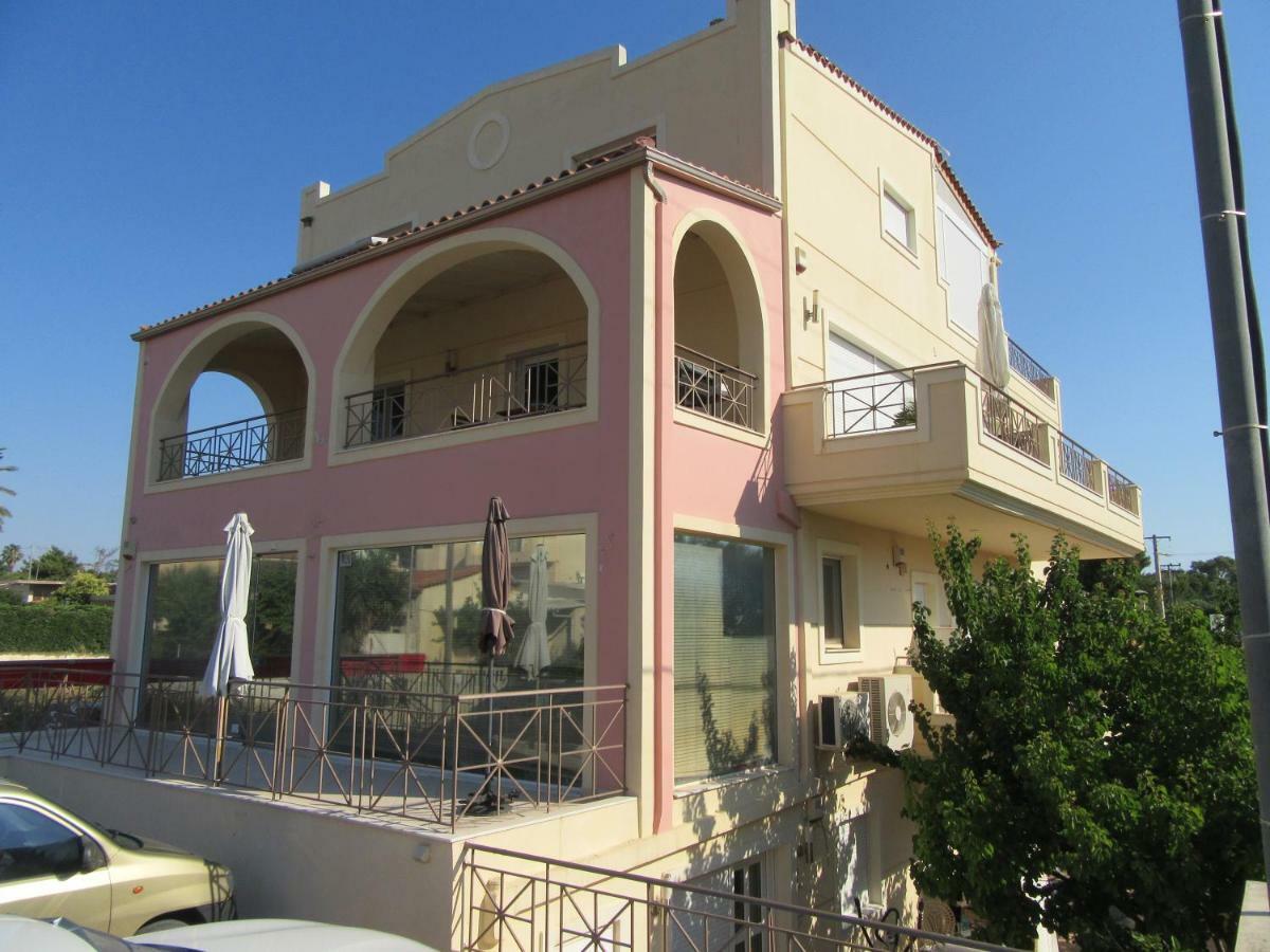 Villa Maria Louiza Near Airport Луца Экстерьер фото